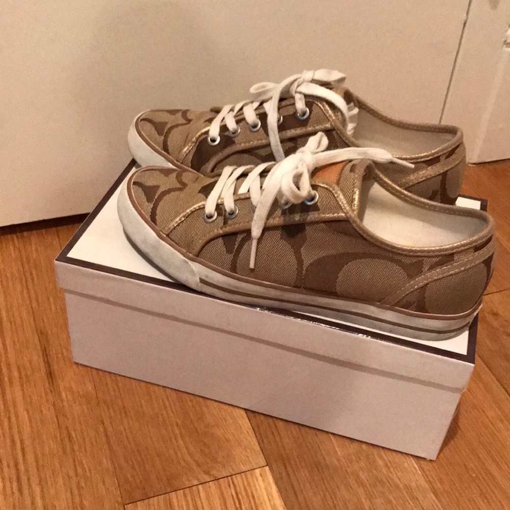 COACH Dalia Khaki & Gold Sneakers in Size 7
